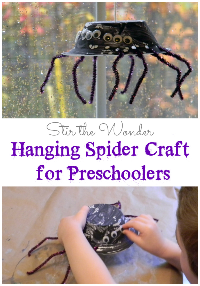 Hanging Spider Craft for Preschoolers | Stir the Wonder #finemotorfridays #finemotor #preschoolcrafts #halloween #kbn
